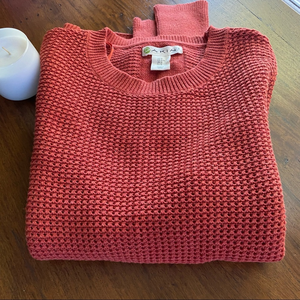SWEATER “ AKINI “